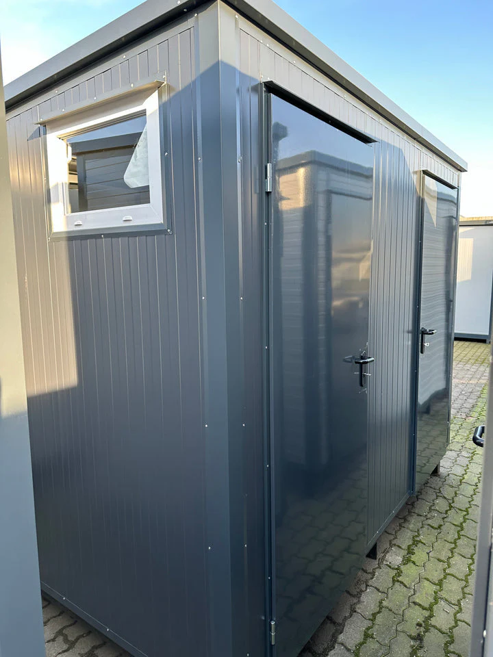Doppel-Sanitärcontainer 3 × 2 m