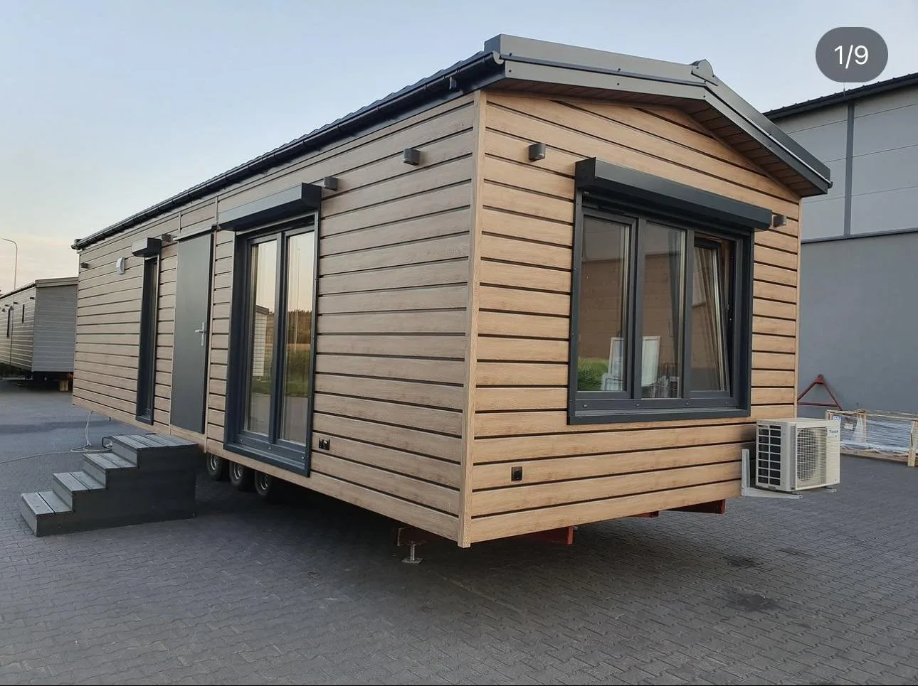 Modernes Mobilheim – Maße 10,5 × 3,8 m
