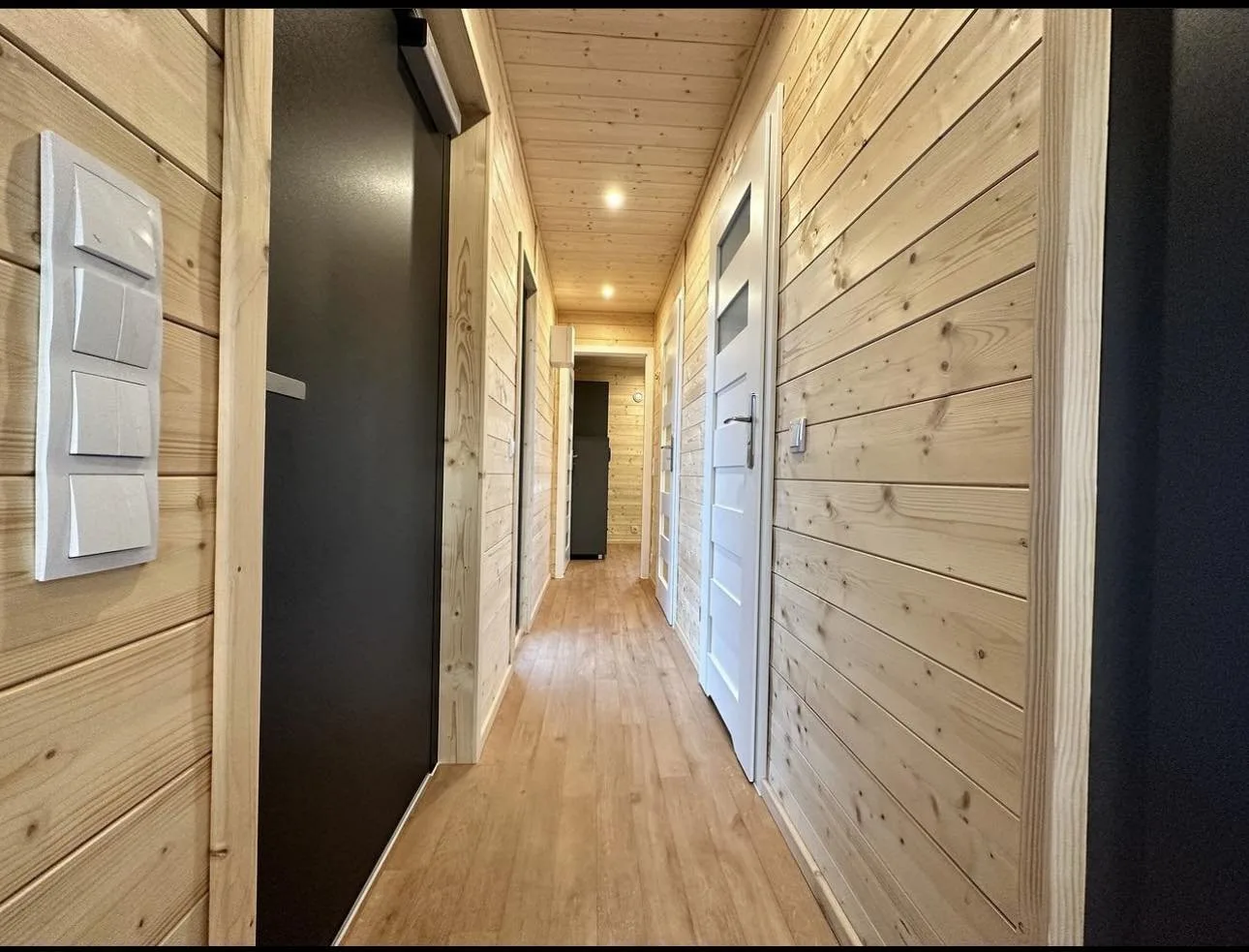 Modernes Mobilheim – Maße 10,5 × 3,8 m – Bild 6