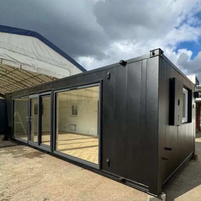 40-Fuß Modulcontainer – Büro / Aufenthaltsraum mit Erkerfenstern – Bild 9