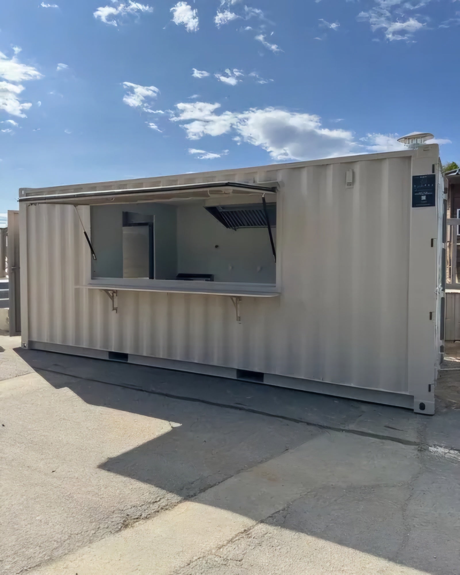Snack-Kiosk-Container